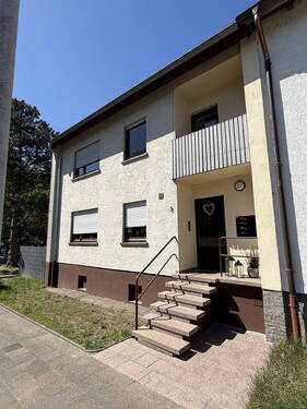 Ansicht Zugangsbereich - Mehrfamilienhaus, Wohnhaus mit 216,10 m&sup2; in Karlsruhe zum Kaufen