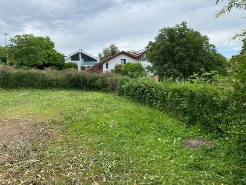 ...so sieht der Garten aus... - 1 Zimmer Terrassenwohnung zum Kaufen in Müllheim
