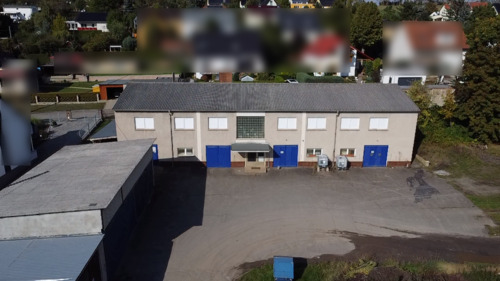 Verwaltungsgebäude - 