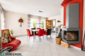 22 - Essbereich mit Kaminofen - 