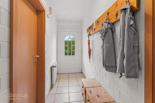 Flur - 5 Zimmer Bungalow zum Kaufen in Butjadingen-Burhave