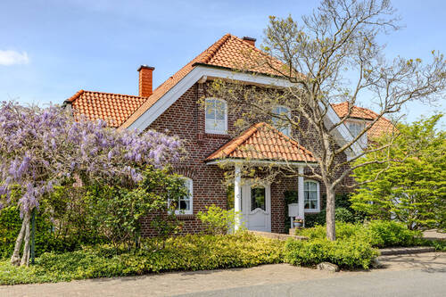 Ansicht - Großzügiges Einfamilienhaus im Landhausstil - Ruhige Siedlungslage in Bad Zwischenahn