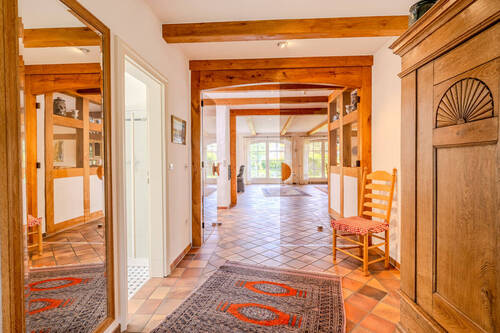 Diele Bild 2 - Einfamilienhaus mit 276,90 m&sup2; in Bad Zwischenahn zum Kaufen