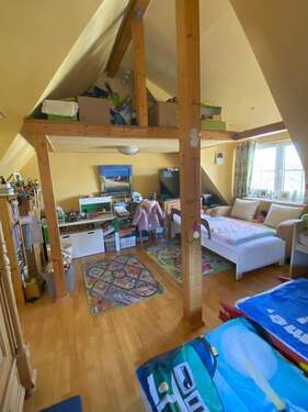 Kinderzimmer/ Büro mit Empore - 
