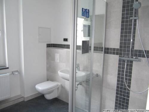 Bad I - 4 Zimmer Etagenwohnung in Greifswald