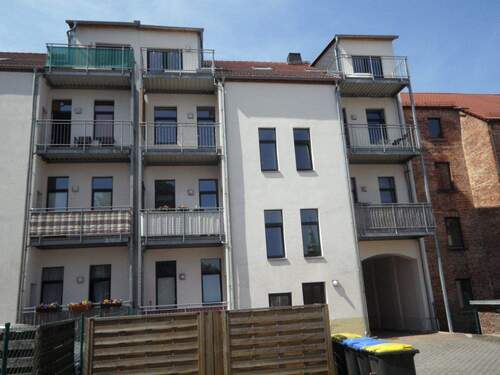 Ansicht Rückseite - 2 Zimmer Etagenwohnung zum Kaufen in Zwickau