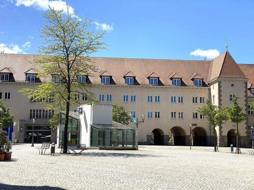 Hochschule, im Mittelalter Berg- und Lateinschule - 