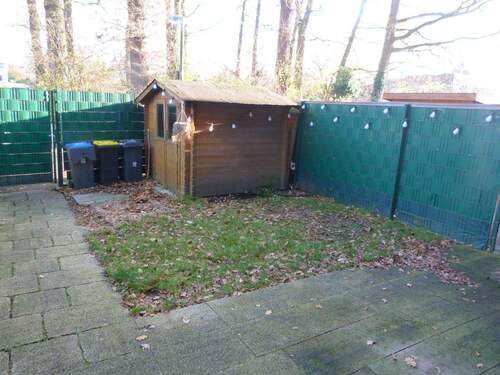 Vorgarten mit Gartenhaus - 3 Zimmer Reihenmittelhaus zum Kaufen in Dorsten