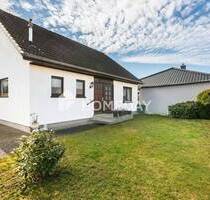 Wohnen mit Privatsphäre, Gartenidylle, Garage und Ausbaupotenzial - EFH in ruhiger Lage von Burg