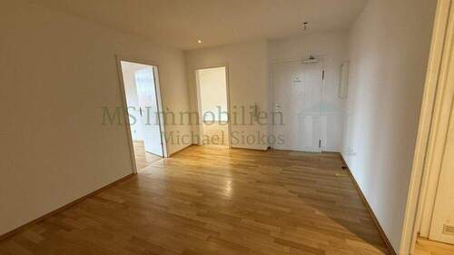 Flur 1 Ansicht 2 - 3 Zimmer Etagenwohnung in Lampertheim