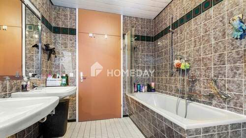 1. OG Badezimmer 2 - 