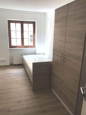 Zimmer möbliert - 1 Zimmer Mehrfamilienhaus, Wohnhaus zum Kaufen in Konstanz