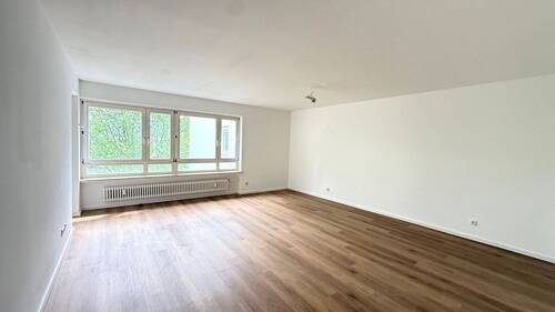 Wohnzimmer - 3 Zimmer Etagenwohnung zur Miete in Kassel