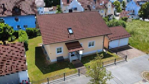 Außenansicht - 5 Zimmer Einfamilienhaus zum Kaufen in Osterhofen