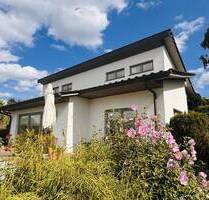 Architektenhaus in Hanglage und Blick auf den Fernsehturm - Ihr neues Zuhause! - Schwerin Zippendorf