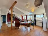 Wohn-/ Esszimmer - 4 Zimmer Etagenwohnung zum Kaufen in Offenbach