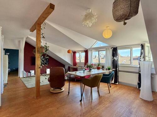 Wohn-/ Esszimmer - 4 Zimmer Etagenwohnung zum Kaufen in Offenbach