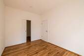 Schlafzimmer mit Ankleidezimmer - 