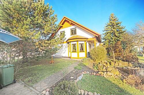 Hasuansicht / Grundstücksseite - 