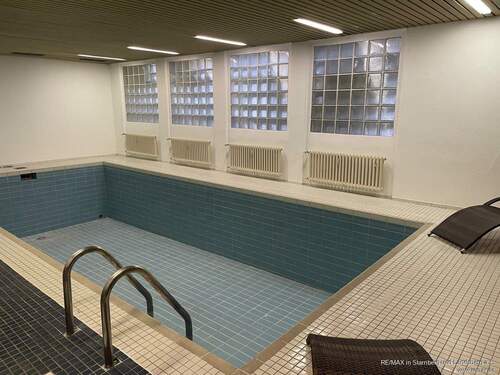 ehemaliges Schwimmbad - Sport- und Kreativraum Lager oder Werkstatt in ehem. Schwimmbad in Solln