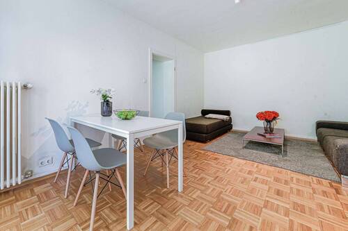 Wohnen - 2 Zimmer Etagenwohnung zur Miete in Frankfurt am Main