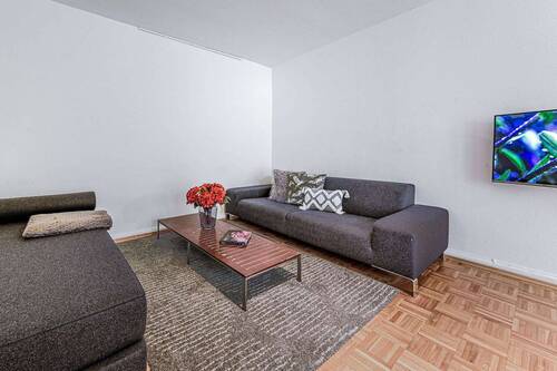 Wohnen - 2 Zimmer Etagenwohnung in Frankfurt am Main