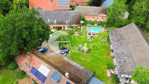 Gesamt Hof 2 - 1 Zimmer Mehrfamilienhaus, Wohnhaus zum Kaufen in Clenze / Beseland