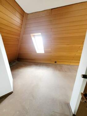 Schlafzimmer DG.jpg - 