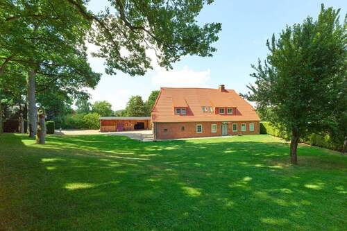 Seitenansicht - Mehrfamilienhaus, Wohnhaus mit 311,00 m&sup2; in Egestorf / Sahrendorf zum Kaufen