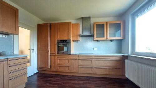 Küche mit Einbauküche - 