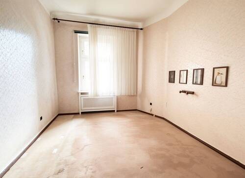 Zimmer 1 - 2 Zimmer Etagenwohnung zum Kaufen in Berlin