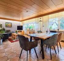 Einziehen und wohlfühlen - sehr gepflegtes Zweifamilienhaus mit Top-Potenzial zur flexiblen Nutzung - Troisdorf Bergheim