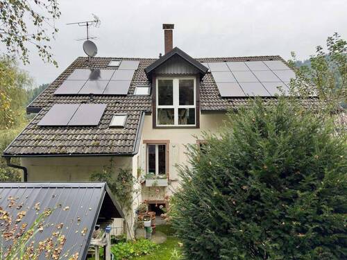 Gartenfassade Südseite von der oberen Terrasse au - 