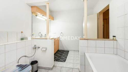 1. OG Badezimmer 3 - 