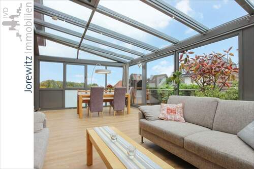 012 - Haus 1 - Wintergarten - Ansicht 1 - 