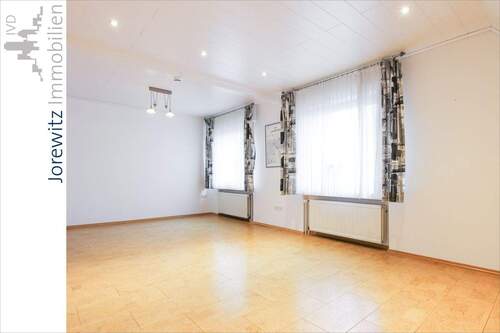 025 - Haus 2 - Wohnen - Ansicht 2 - 