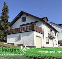 Dreifamilienhaus mit Potenzial und tollem Ausblick über Altmorschen zu verkaufen!