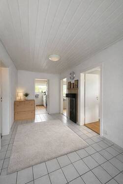 Flur - 3 Zimmer Etagenwohnung zum Kaufen in Vaihingen an der Enz