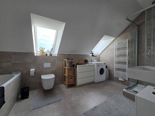 Klipphausener Str.2 WE-DG rechts - Etagenwohnung mit 104,60 m&sup2; in Dresden zur Miete