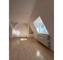 Charmante 3-Zimmer-Wohnung mit Gestaltungspotenzial - Weimar Westvorstadt