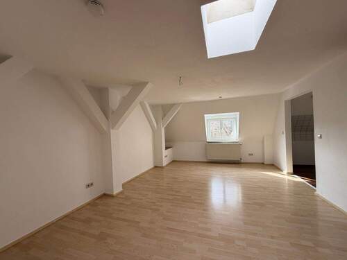 Wohnzimmer - 3 Zimmer Etagenwohnung zum Kaufen in Weimar