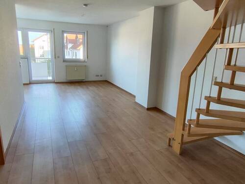 0101 Wohnbereich.jpg - 3 Zimmer Etagenwohnung zum Kaufen in Niedernhall