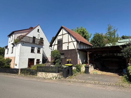 Haus mit Carport - 