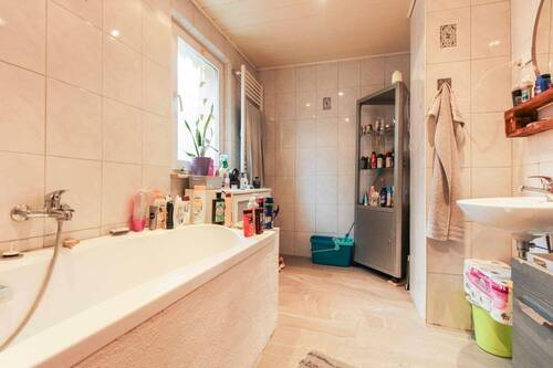 Badezimmer OG Haus 24A - 
