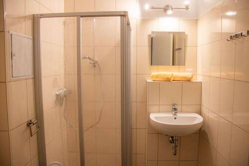 Badezimmer - 2 Zimmer Etagenwohnung in Halle (Saale)