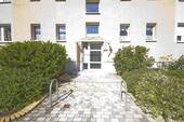 Eingangsbereich - 4 Zimmer Etagenwohnung zur Miete in Halle (Saale)
