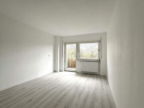 Zimmer 2 - Etagenwohnung mit 120,00 m² in Kürnbach zur Miete