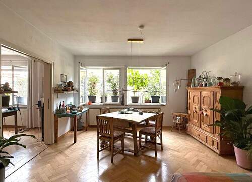 Wohnbereich.jpg - Geräumige 3-Zimmer-Wohnung nahe Marienplatz