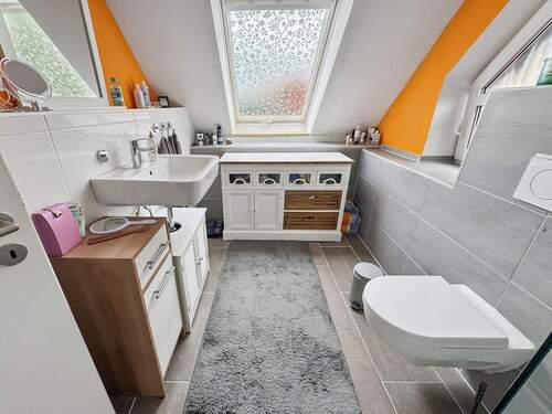 Badezimmer 01 - Etagenwohnung mit 89,00 m&sup2; in Spenge zum Kaufen