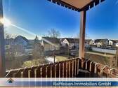 Ausblick vom Balkon der Wohnung - Etagenwohnung mit 91,00 m&sup2; in Regenstauf zum Kaufen